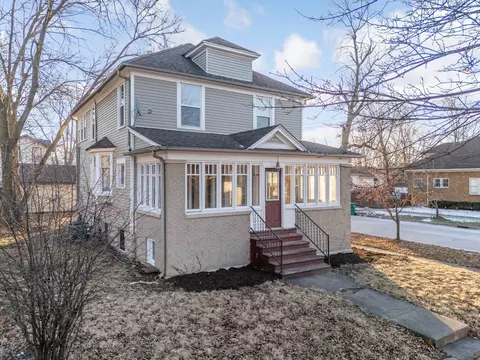 150 N Raynor Ave, Joliet, IL 60435