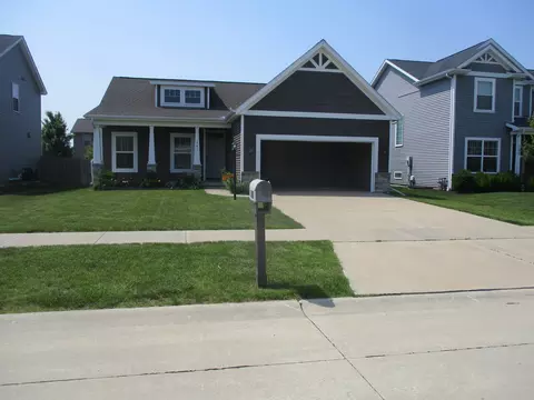 201 Cattail Ave, Savoy, IL 61874