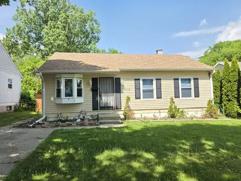 2114 Joanna Ave, Zion, IL 60099
