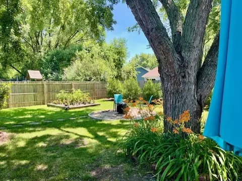3105 Fox Hill Rd, Aurora, IL 60504 photo 7