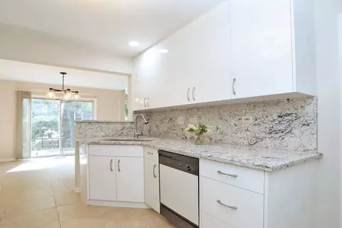 188 Millers Xing, Itasca, IL 60143 photo 6