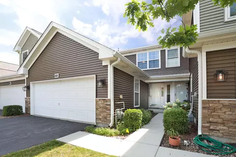 188 Millers Xing, Itasca, IL 60143
