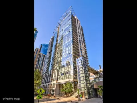 201 N Westshore Dr #605, Chicago, IL 60601