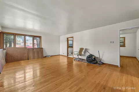 12726 S Emerald Ave, Chicago, IL 60628 photo 4