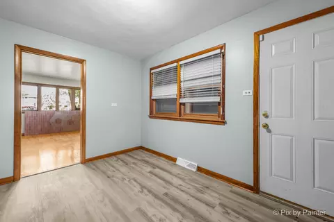 12726 S Emerald Ave, Chicago, IL 60628 photo 8