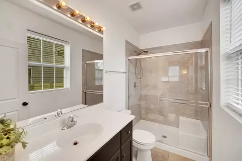 Bath - 16512 S Mueller Cir, Plainfield, IL 60586 photo 5 of 5