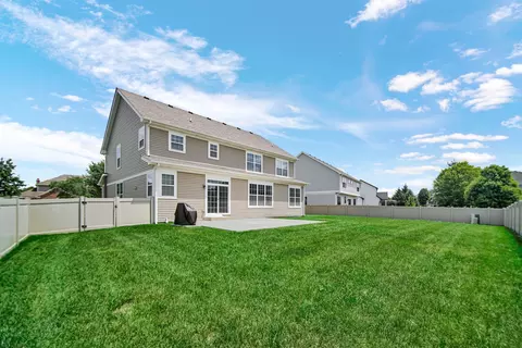 Exterior - 16512 S Mueller Cir, Plainfield, IL 60586 photo 4 of 5