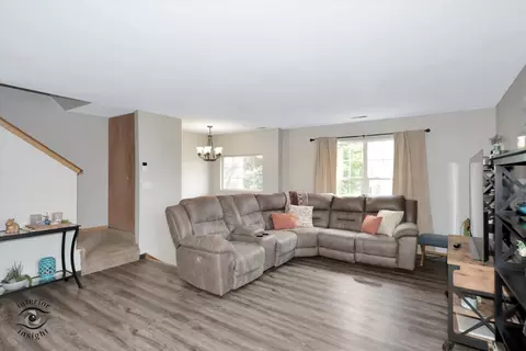 Living - 1372 Fox Hound Trl, Beecher, IL 60401 photo 2 of 3