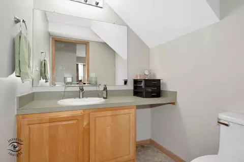 Bath - 1372 Fox Hound Trl, Beecher, IL 60401 photo 1 of 3