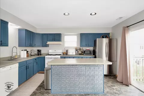 Kitchen - 1372 Fox Hound Trl, Beecher, IL 60401 photo 1 of 3