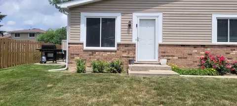 1974 Jamestown Dr, Palatine, IL 60074