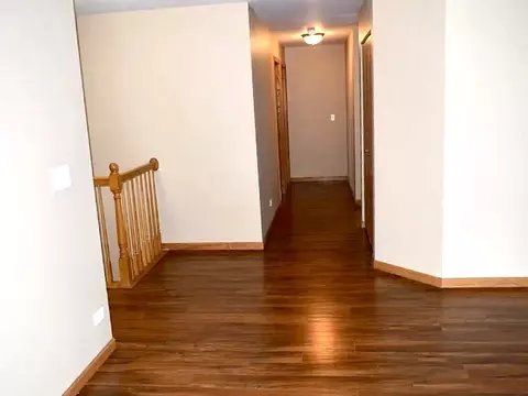 Entry Way - Undisclosed, Algonquin, IL 60102 photo 2 of 3