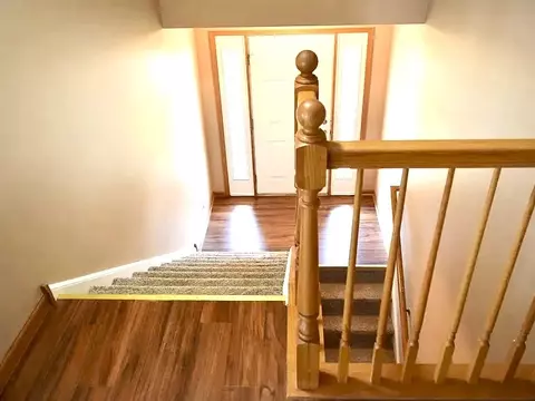 Entry Way - Undisclosed, Algonquin, IL 60102 photo 1 of 3