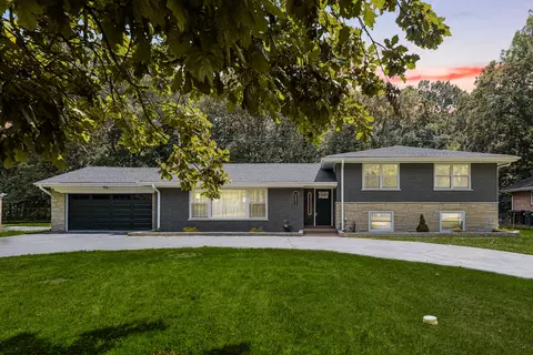 20852 Greenwood Dr, Olympia Fields, IL 60461
