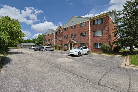 1520 N River West Ct #3B, Mount Prospect, IL 60056