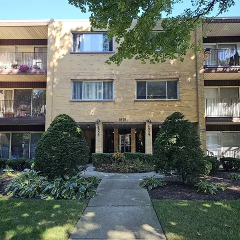 6959 N Ridge Blvd #1C, Chicago, IL 60645