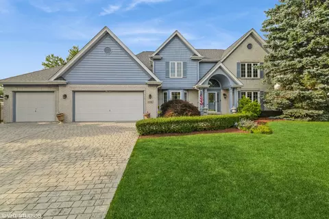11136 Woodstock Dr, Orland Park, IL 60467
