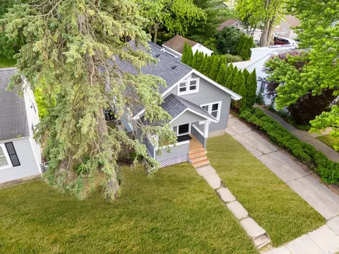 View/Area - 1030 Spruce St, Aurora, IL 60506 photo 1 of 4