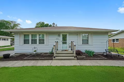 8716 Melvina Ave, Oak Lawn, IL 60453
