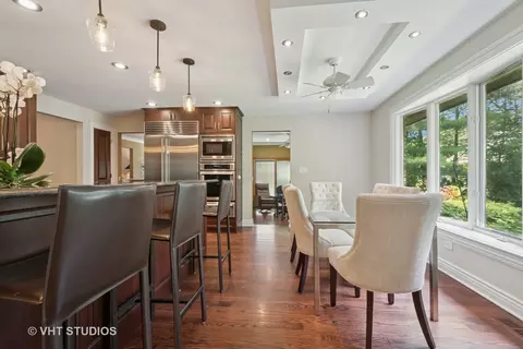 Dining - 36 Logan Ter, Golf, IL 60029 photo 4 of 4