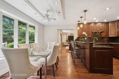 Dining - 36 Logan Ter, Golf, IL 60029 photo 2 of 4