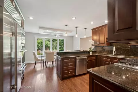 Kitchen - 36 Logan Ter, Golf, IL 60029 photo 1 of 3