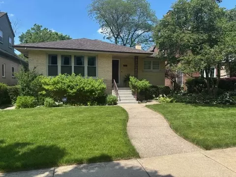 1105 N Euclid Ave, Oak Park, IL 60302