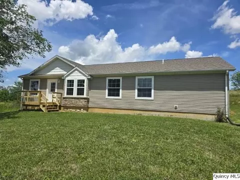 Exterior - 1096 E County Road 350, Sutter, IL 62373 photo 3 of 5