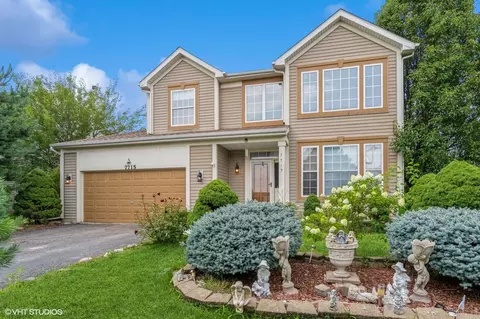 7715 Boxwood Ln, Plainfield, IL 60586