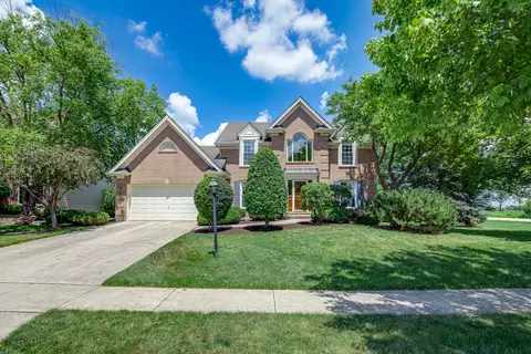 857 Meadowlark Dr, West Chicago, IL 60185