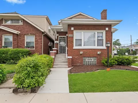 8000 S Harper Ave, Chicago, IL 60619