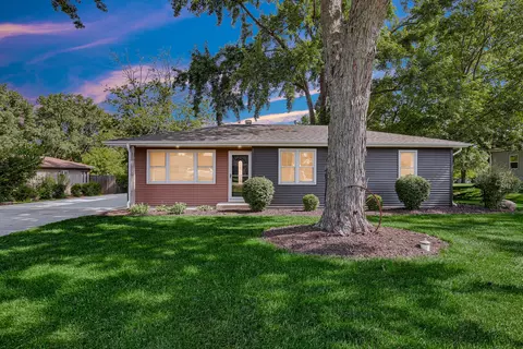 717 Bittersweet Ln, New Lenox, IL 60451