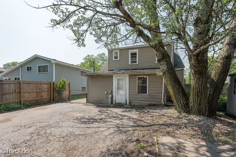 Exterior - 910 E Krage Dr, Addison, IL 60101 photo 3 of 3