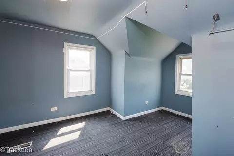 Bedroom - 910 E Krage Dr, Addison, IL 60101 photo 3 of 3