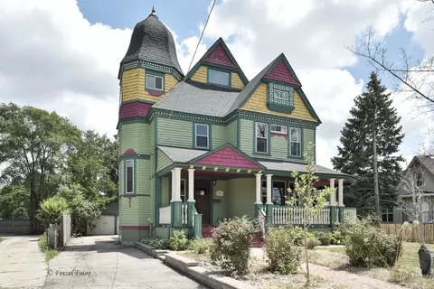 331 Griswold St, Elgin, IL 60123