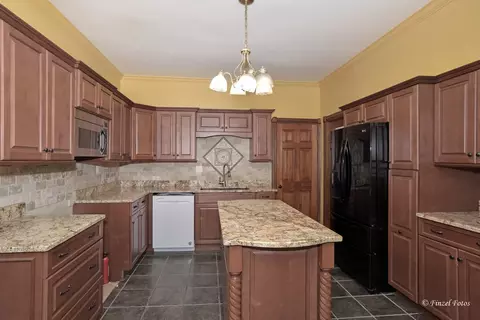 Kitchen - 331 Griswold St, Elgin, IL 60123 photo 2 of 2