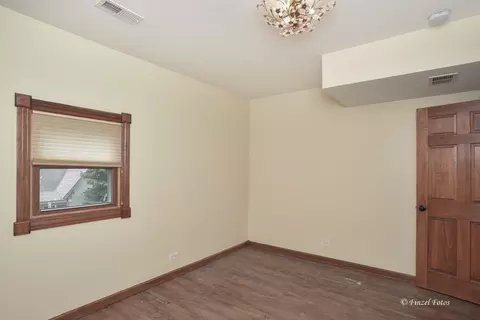 Bedroom - 331 Griswold St, Elgin, IL 60123 photo 4 of 5