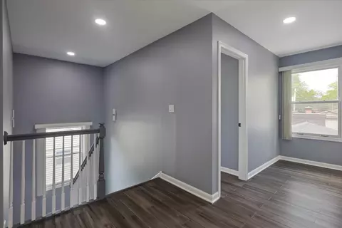 Entry Way - 2306 Dove St, Rolling Meadows, IL 60008 photo 1 of 1