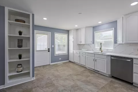 Other - 2306 Dove St, Rolling Meadows, IL 60008 photo 3 of 16