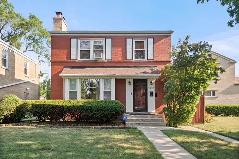 2837 W Coyle Ave, Chicago, IL 60645