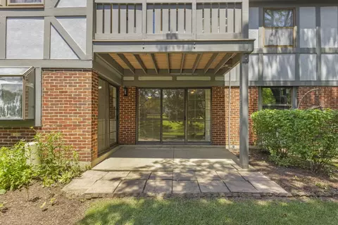 Exterior - 1938 Gresham Cir #A, Wheaton, IL 60189 photo 3 of 3