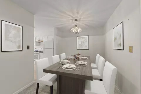 Dining - 1938 Gresham Cir #A, Wheaton, IL 60189 photo 1 of 2