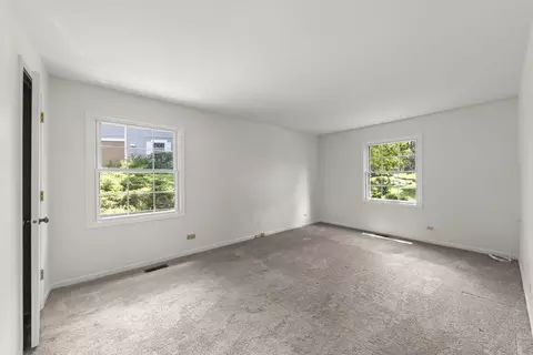 Bedroom - 1938 Gresham Cir #A, Wheaton, IL 60189 photo 2 of 4