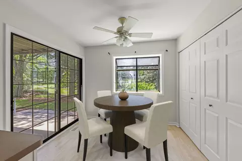 Dining - 1938 Gresham Cir #A, Wheaton, IL 60189 photo 2 of 2