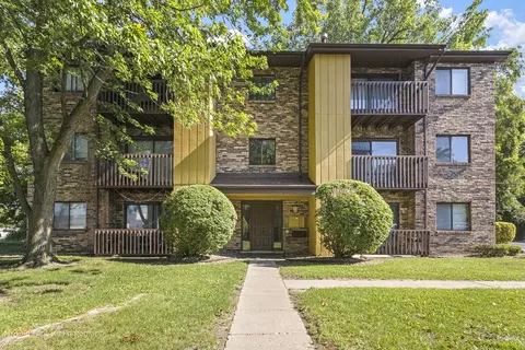 1249 Cunningham Dr #2E, Calumet City, IL 60409