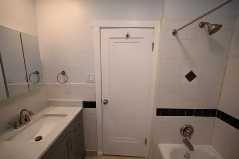 1631 Monroe St, Evanston, IL 60202 photo 14