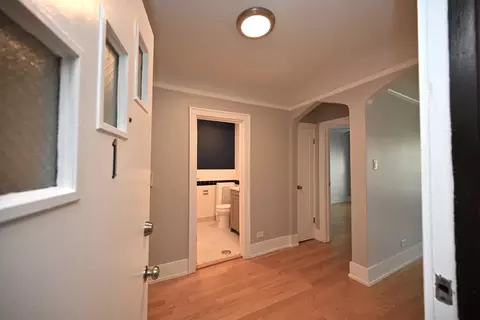 1631 Monroe St, Evanston, IL 60202 photo 5
