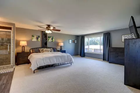 Bedroom - 1002 E 19th St, Sterling, IL 61081 photo 1 of 8