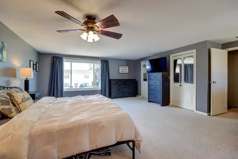 Bedroom - 1002 E 19th St, Sterling, IL 61081 photo 4 of 8