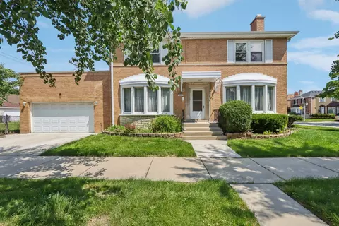 3340 W Glenlake Ave, Chicago, IL 60659